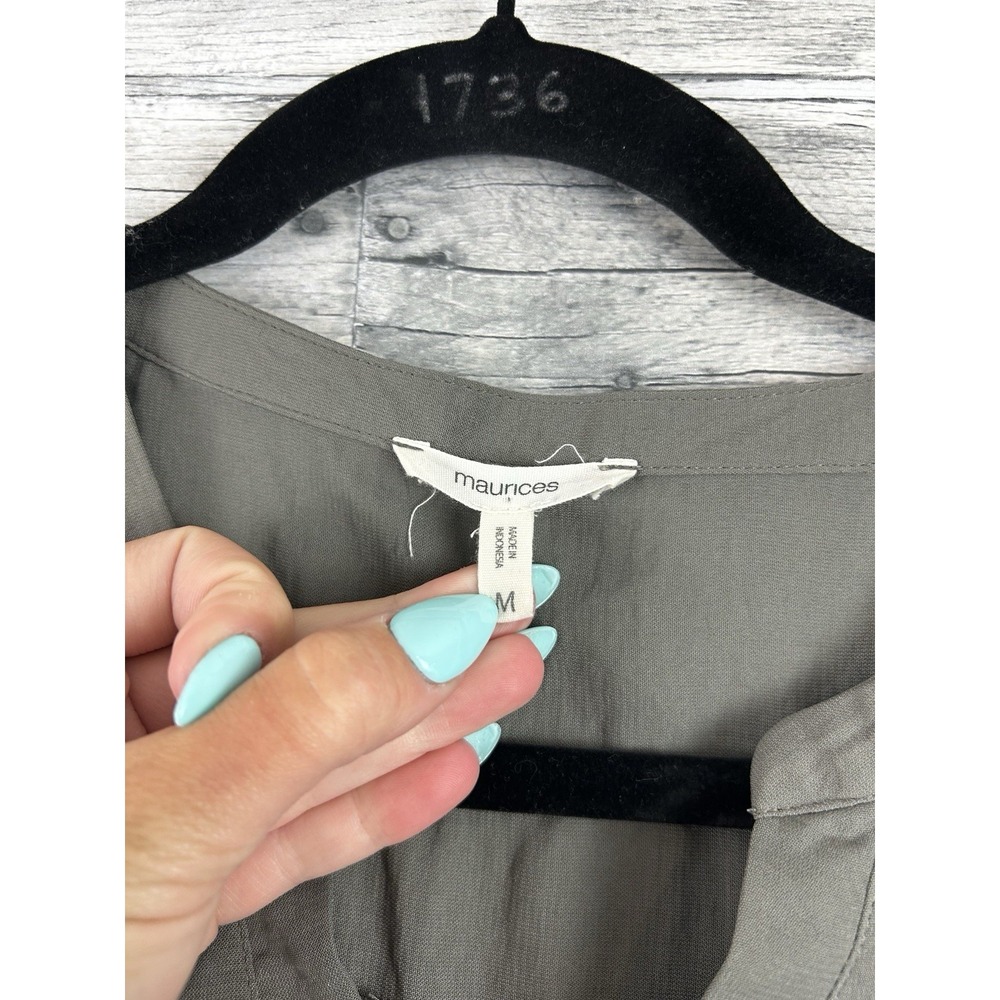 Maurice's Medium Gray 3/4 Sleeve V Neck Blouse Pop Up Blouse - Picture 3 of 6